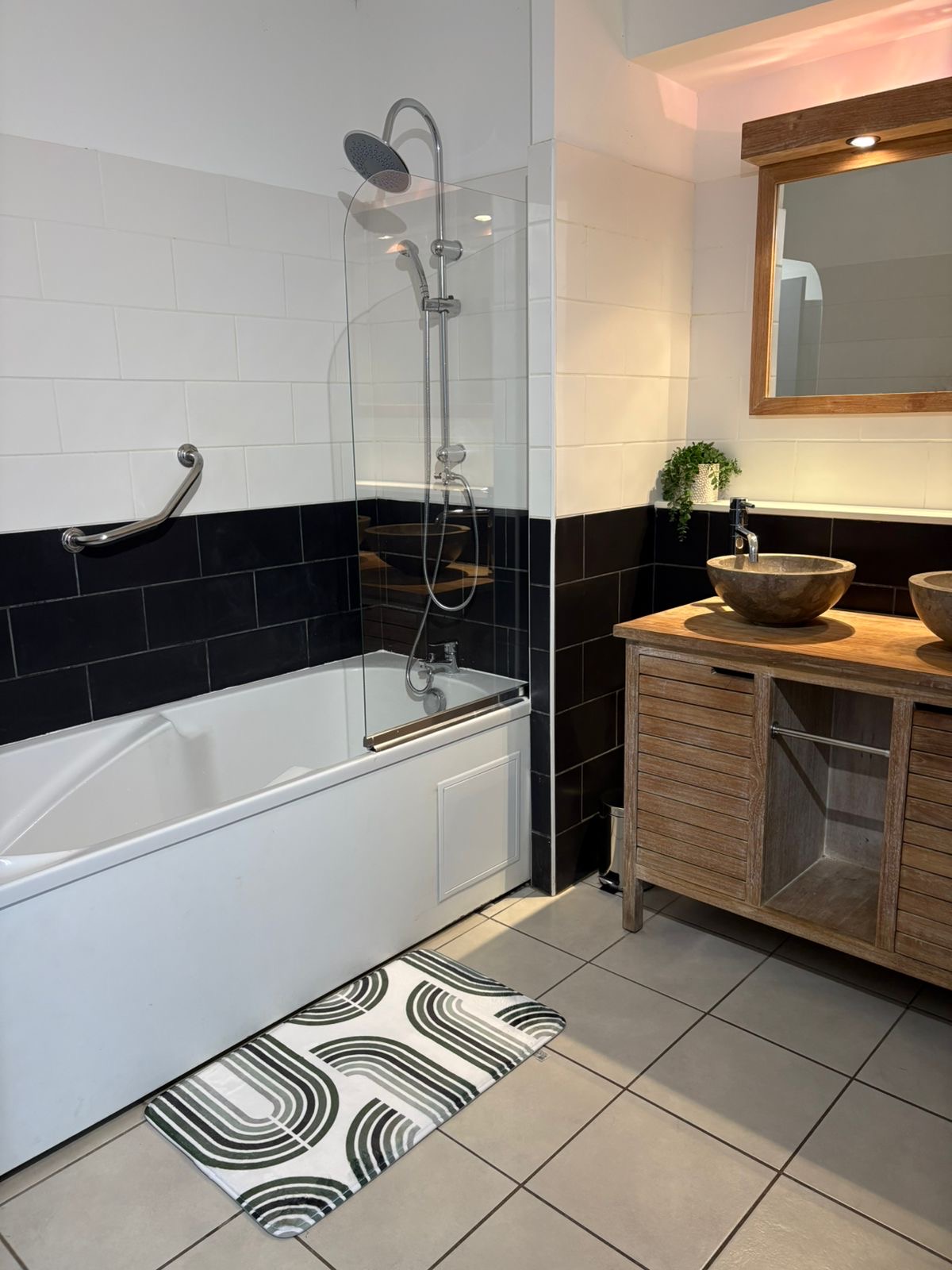 510d3595-bdd9-409c-8b28-fc15657c033e